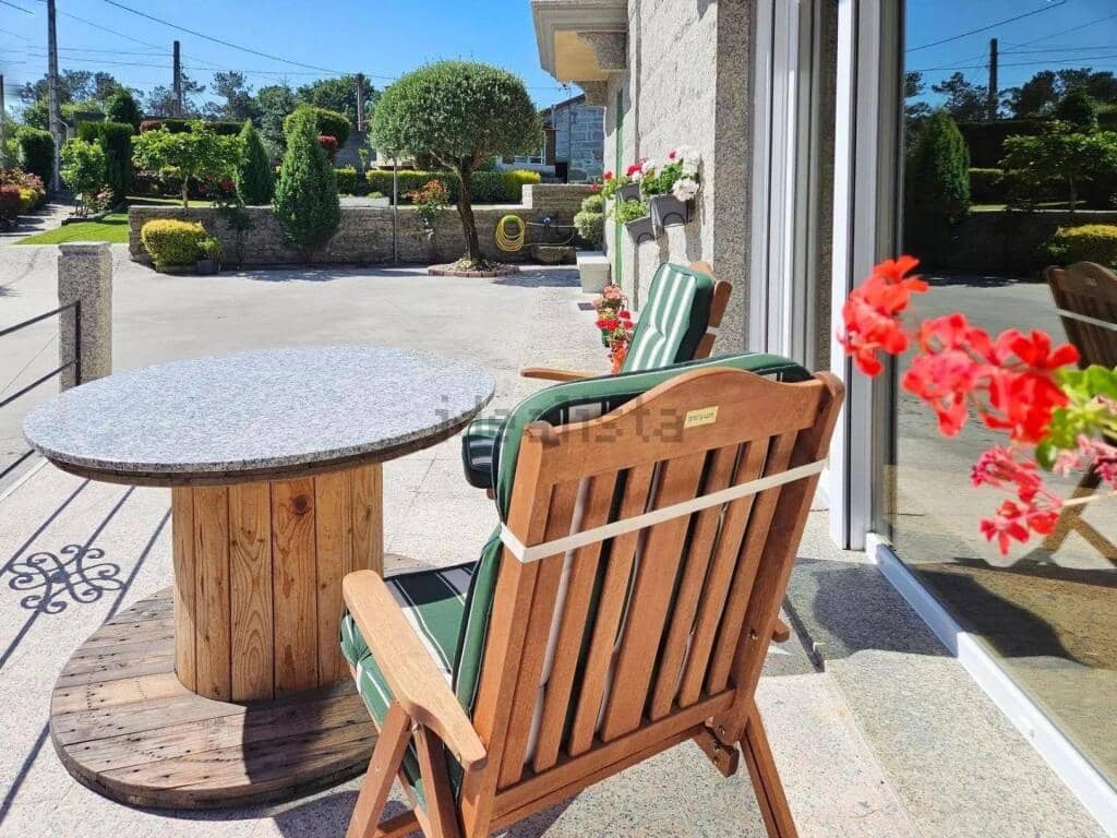 4 bedroom Finca/Country House for sale in Ponteareas with pool garage - € 395,000 (Ref: 9173517)