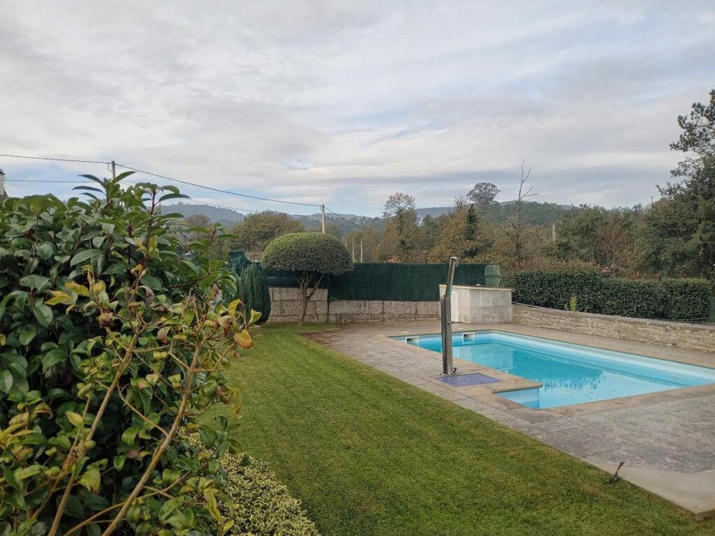 4 bedroom Finca/Country House for sale in Ponteareas with pool garage - € 395,000 (Ref: 9173517)