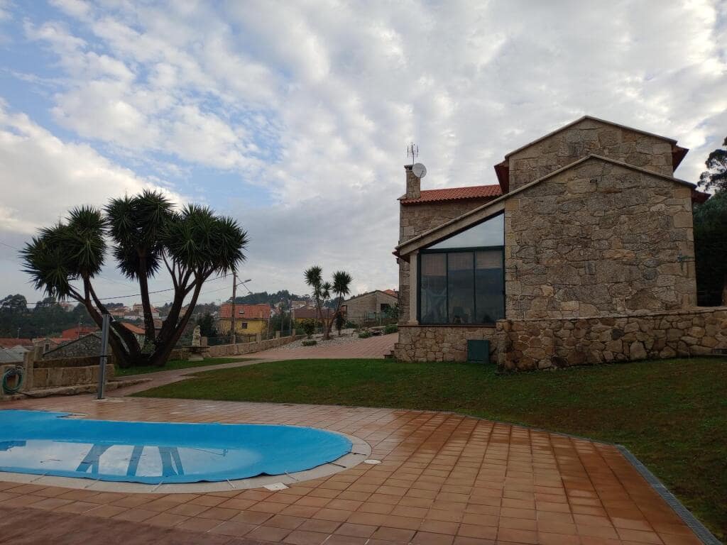 3 bedroom Villa for sale in Bueu with pool garage - € 625,000 (Ref: 9173518)