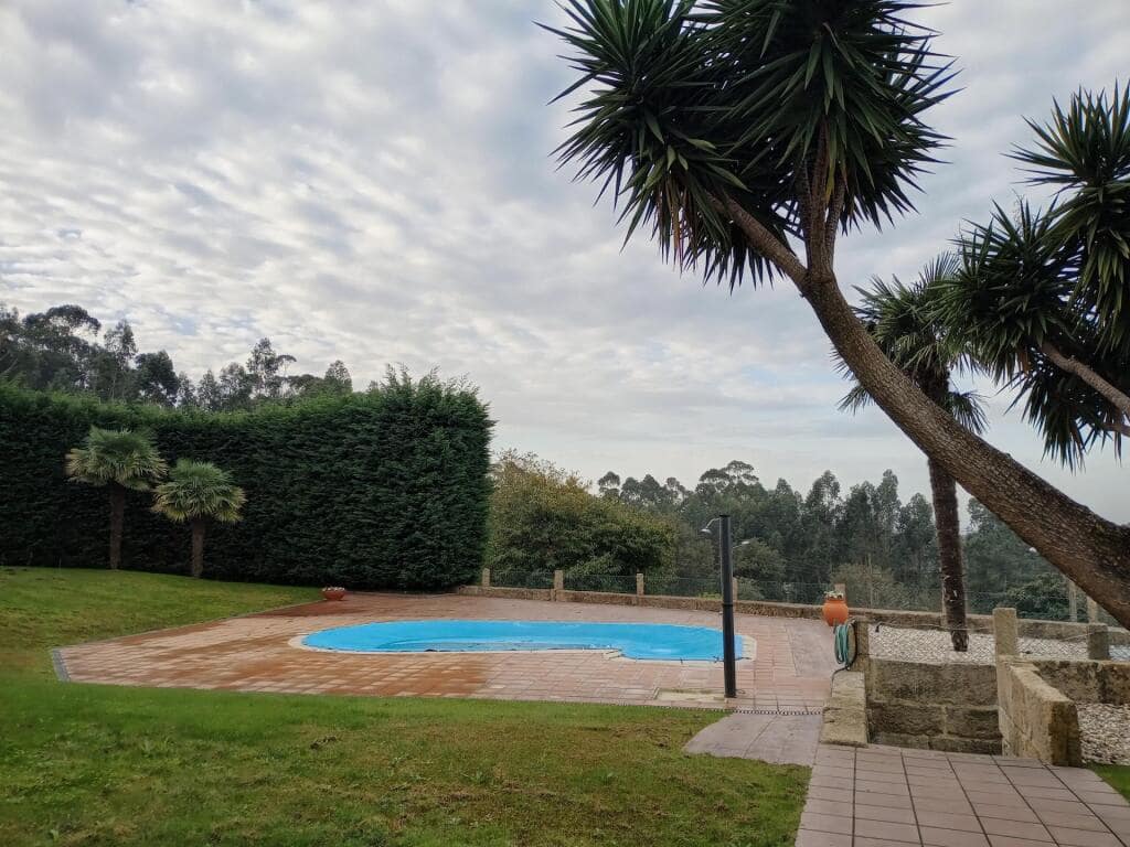 3 bedroom Villa for sale in Bueu with pool garage - € 625,000 (Ref: 9173518)