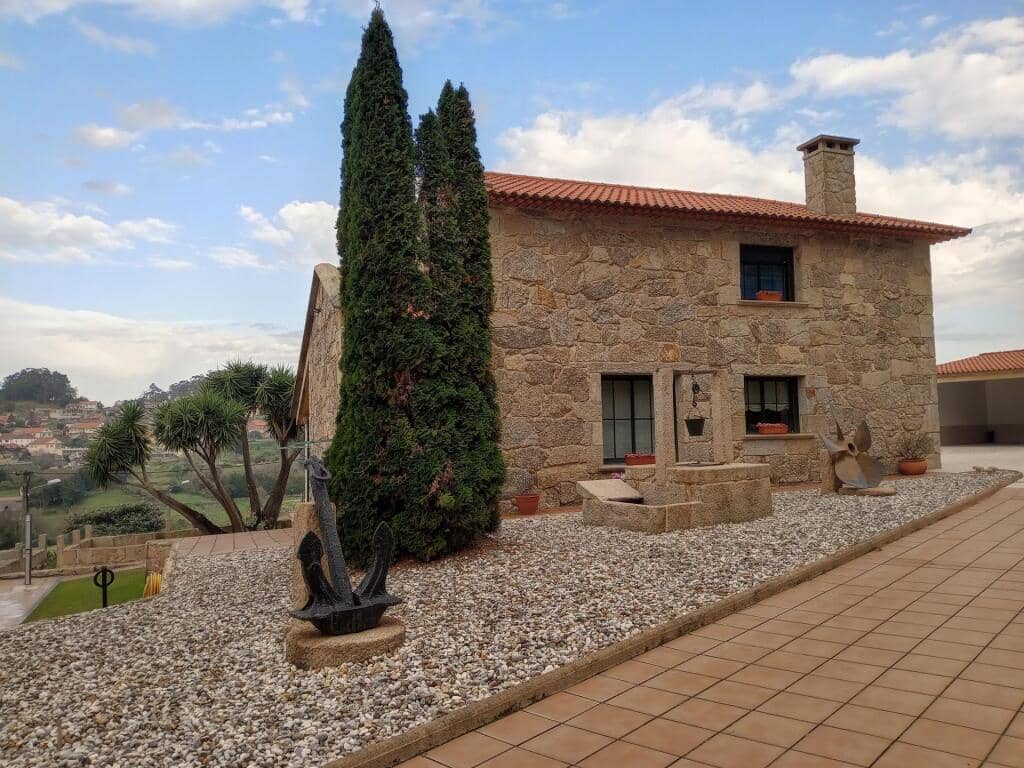 3 bedroom Villa for sale in Bueu with pool garage - € 625,000 (Ref: 9173518)