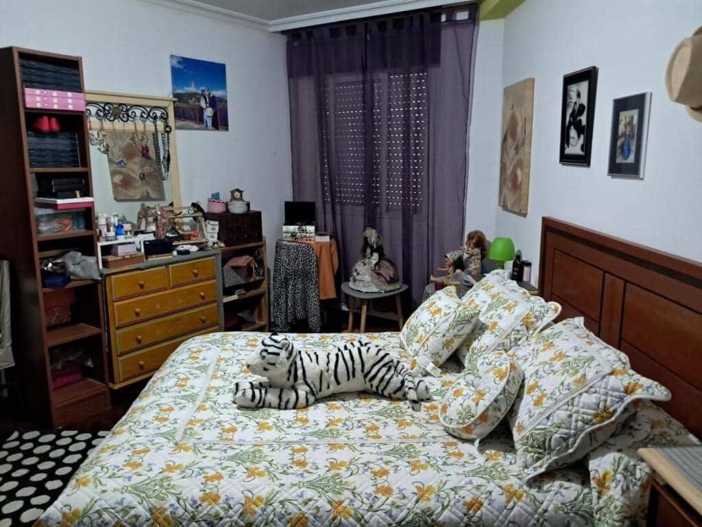 3 soveværelse Lejlighed til salg i Ponteareas med garage - € 90.000 (Ref: 9173522)