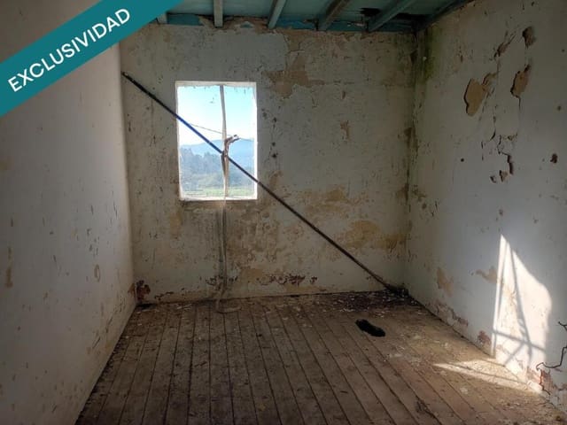 2 bedroom Finca/Country House for sale in Pontevedra city with garage - € 43,000 (Ref: 9173523)