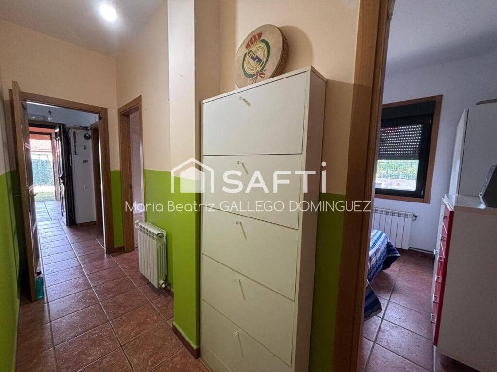 3 bedroom Villa for sale in Ponteareas with pool garage - € 229,990 (Ref: 9173525)