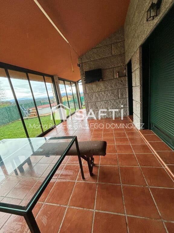 3 bedroom Villa for sale in Ponteareas with pool garage - € 229,990 (Ref: 9173525)