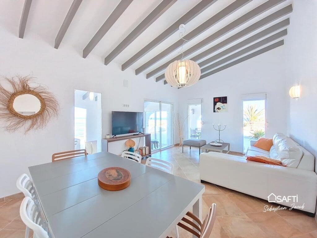 5 soveværelse Villa til salg i Pego med swimmingpool - € 895.000 (Ref: 9173539)