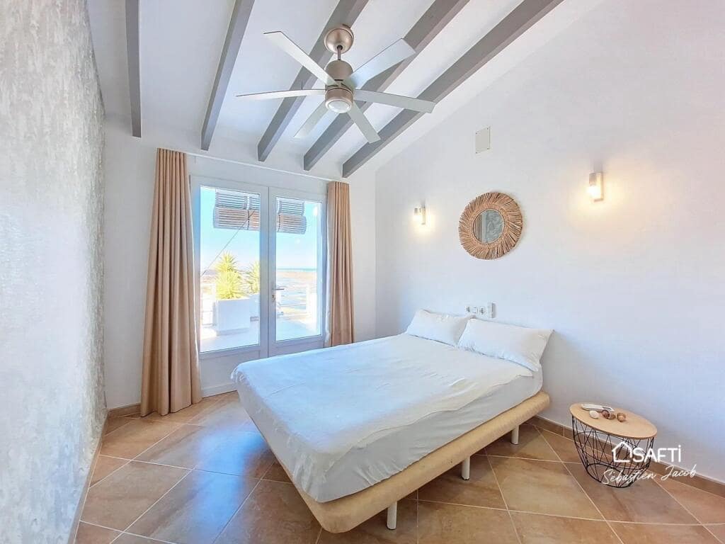 5 soveværelse Villa til salg i Pego med swimmingpool - € 895.000 (Ref: 9173539)