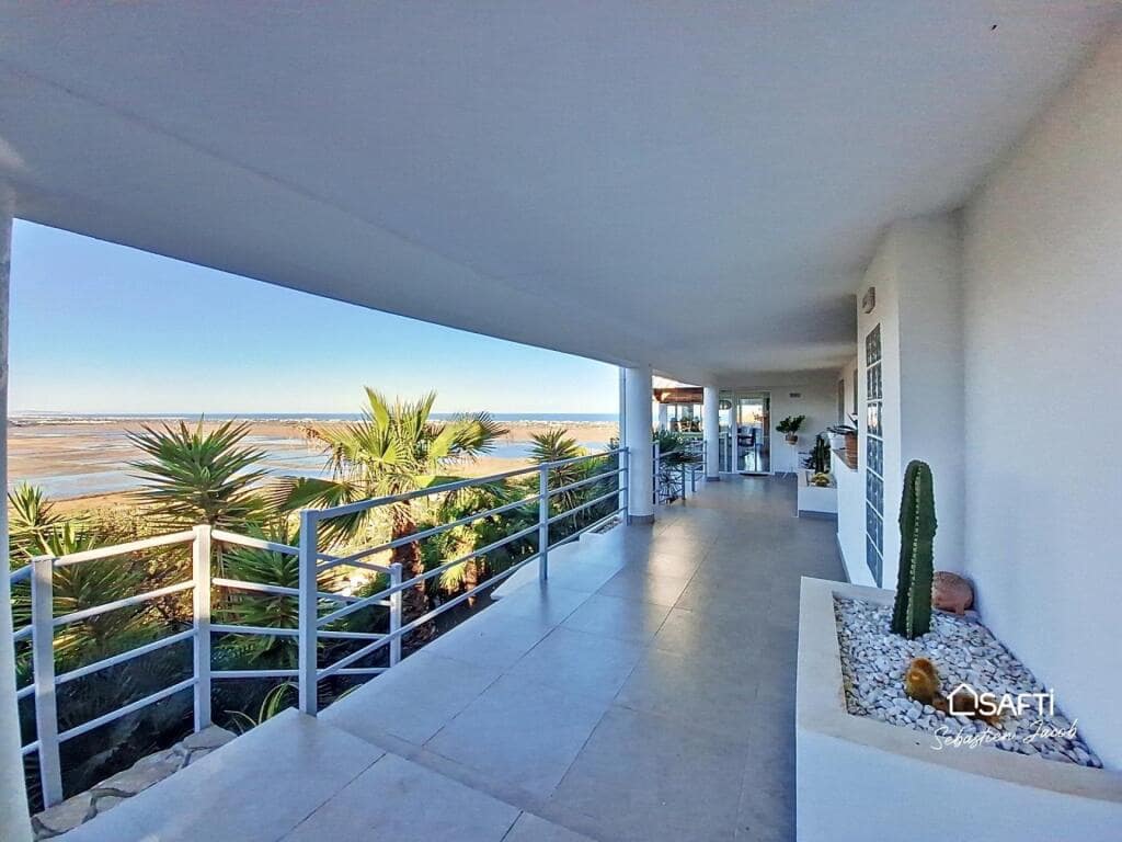 5 soveværelse Villa til salg i Pego med swimmingpool - € 895.000 (Ref: 9173539)