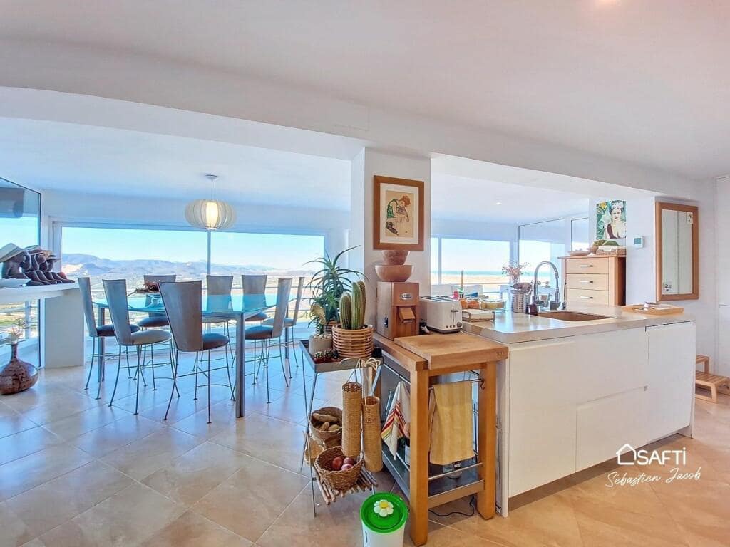 5 soveværelse Villa til salg i Pego med swimmingpool - € 895.000 (Ref: 9173539)