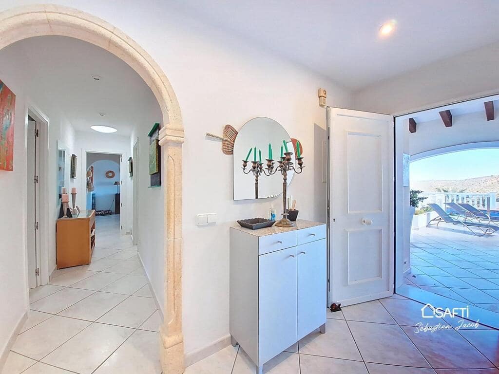 5 soverom Villa til salgs i Pedreguer med svømmebasseng garasje - € 960 000 (Ref: 9173540)