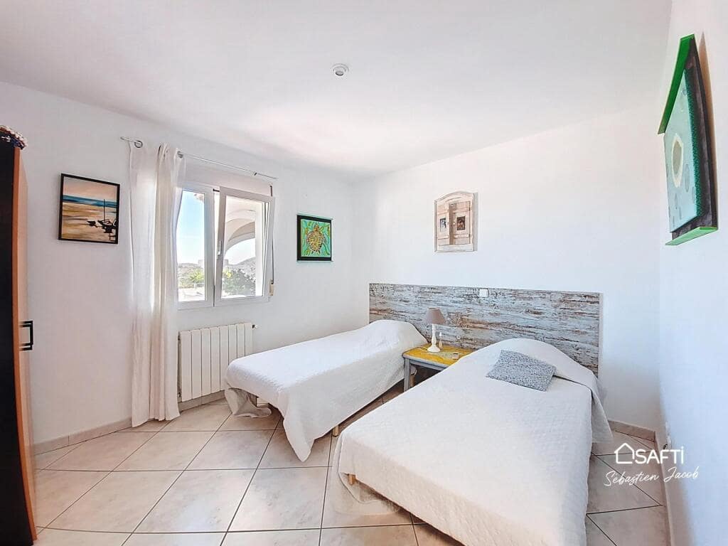 5 soverom Villa til salgs i Pedreguer med svømmebasseng garasje - € 960 000 (Ref: 9173540)