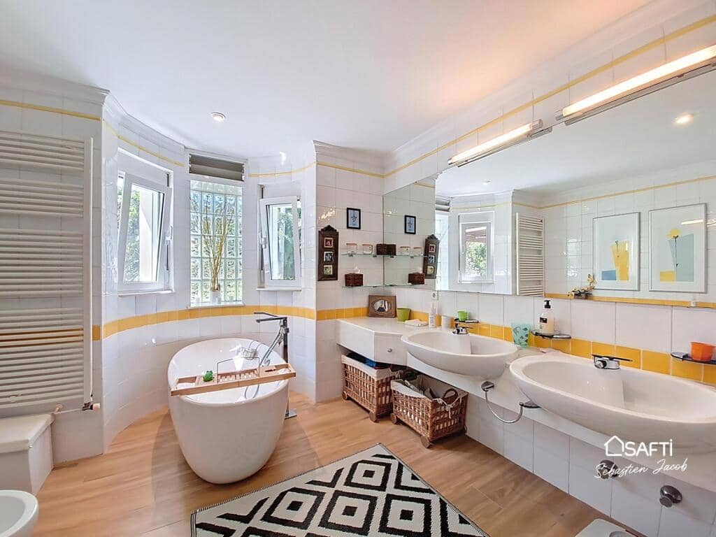 5 soverom Villa til salgs i Pedreguer med svømmebasseng garasje - € 960 000 (Ref: 9173540)