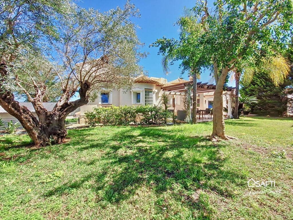 5 soverom Villa til salgs i Pedreguer med svømmebasseng garasje - € 960 000 (Ref: 9173540)