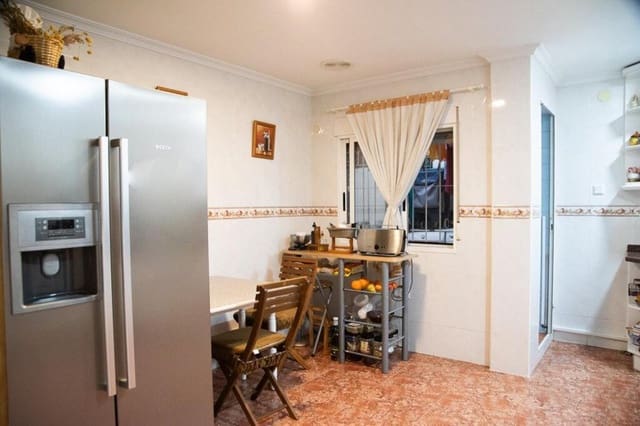 3 soveværelse Lejlighed til salg i Florida Baja, Alicante by - € 189.500 (Ref: 9173545)