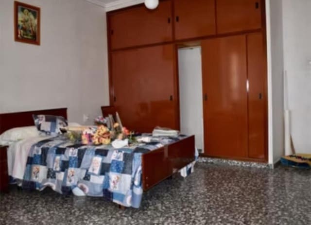 Office for sale in Monóvar / Monóver - € 209,990 (Ref: 9173554)