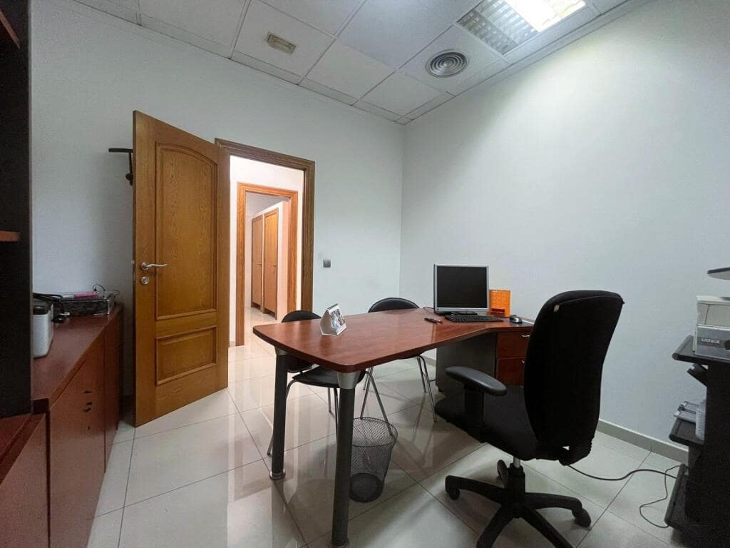 Erhverv til salg i Almoradi - € 175.000 (Ref: 9173563)