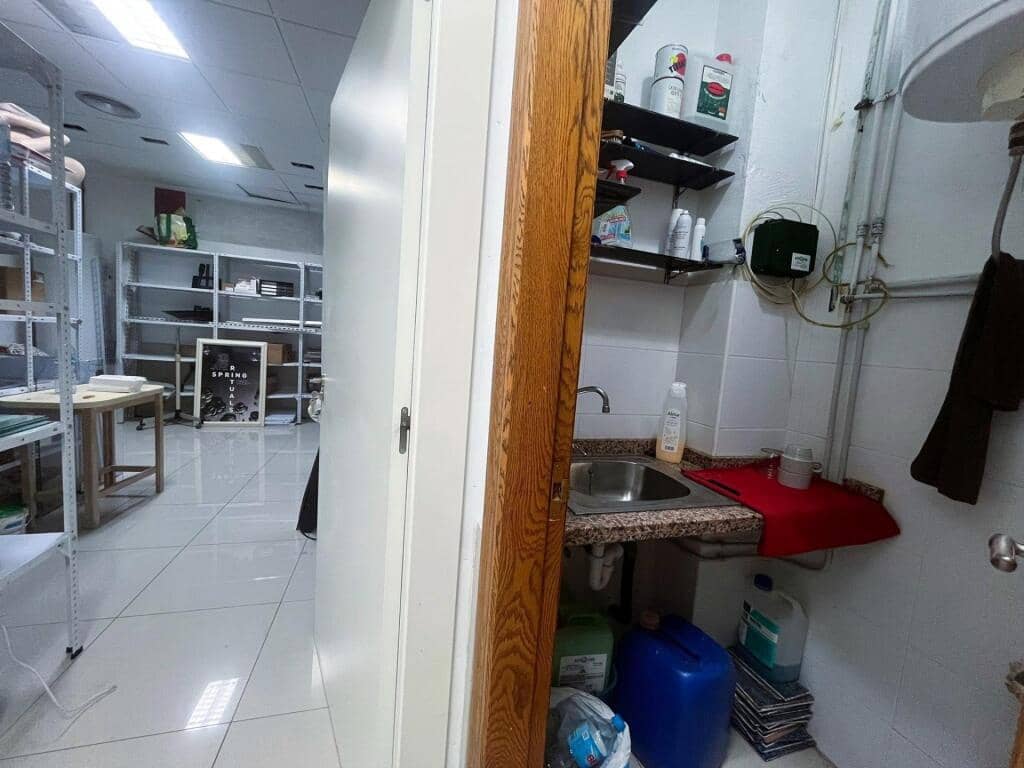 Erhverv til salg i Almoradi - € 175.000 (Ref: 9173563)