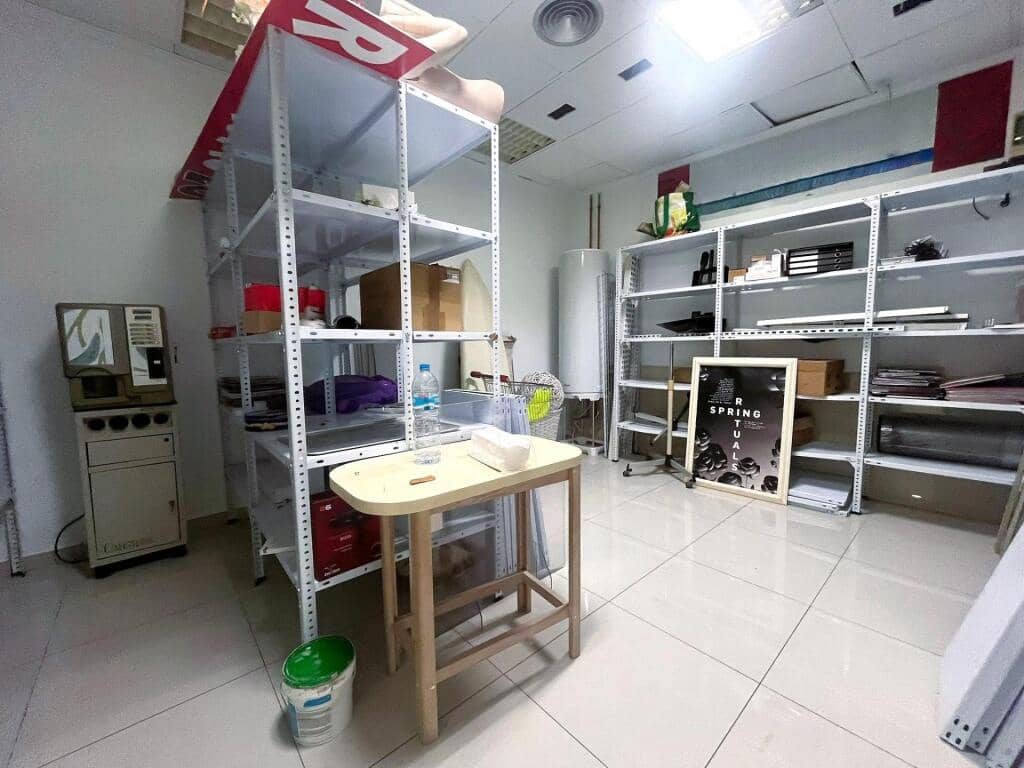 Erhverv til salg i Almoradi - € 175.000 (Ref: 9173563)