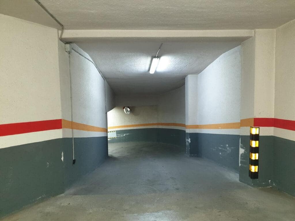 Garage til salg i Ontinyent - € 15.000 (Ref: 9173584)