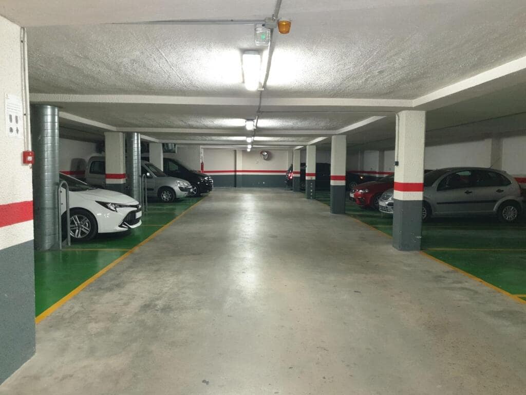 Garage til salg i Ontinyent - € 15.000 (Ref: 9173584)