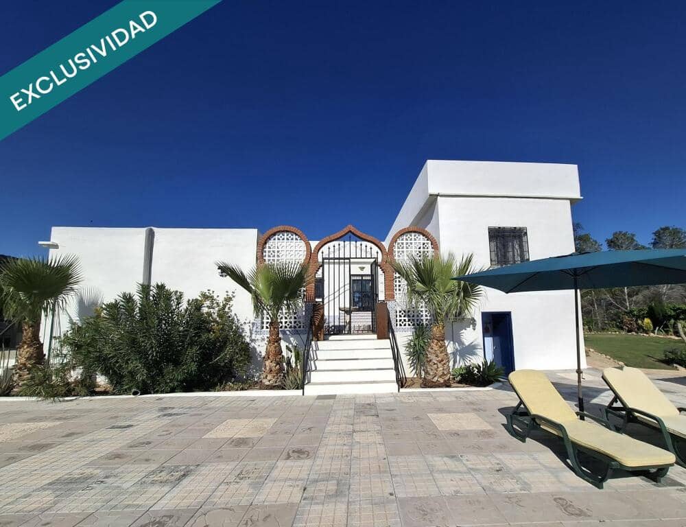 5 soverom Villa til salgs i Guadassuar med svømmebasseng - € 750 000 (Ref: 9173585)