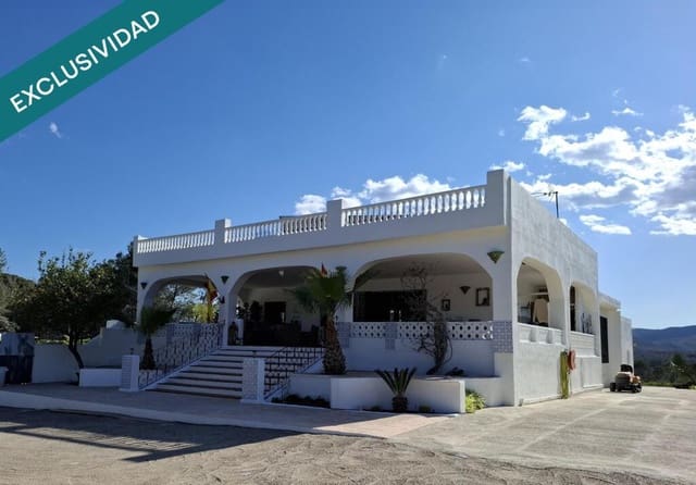 5 soveværelse Villa til salg i Guadassuar med swimmingpool - € 750.000 (Ref: 9173585)
