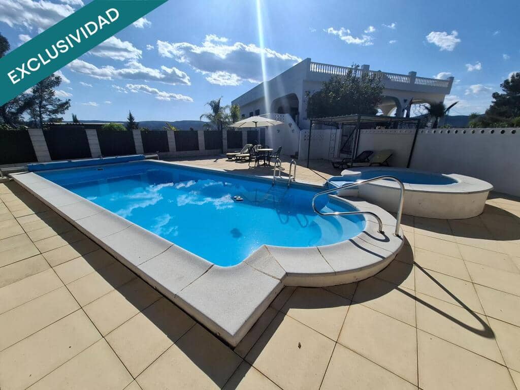 5 soverom Villa til salgs i Guadassuar med svømmebasseng - € 750 000 (Ref: 9173585)