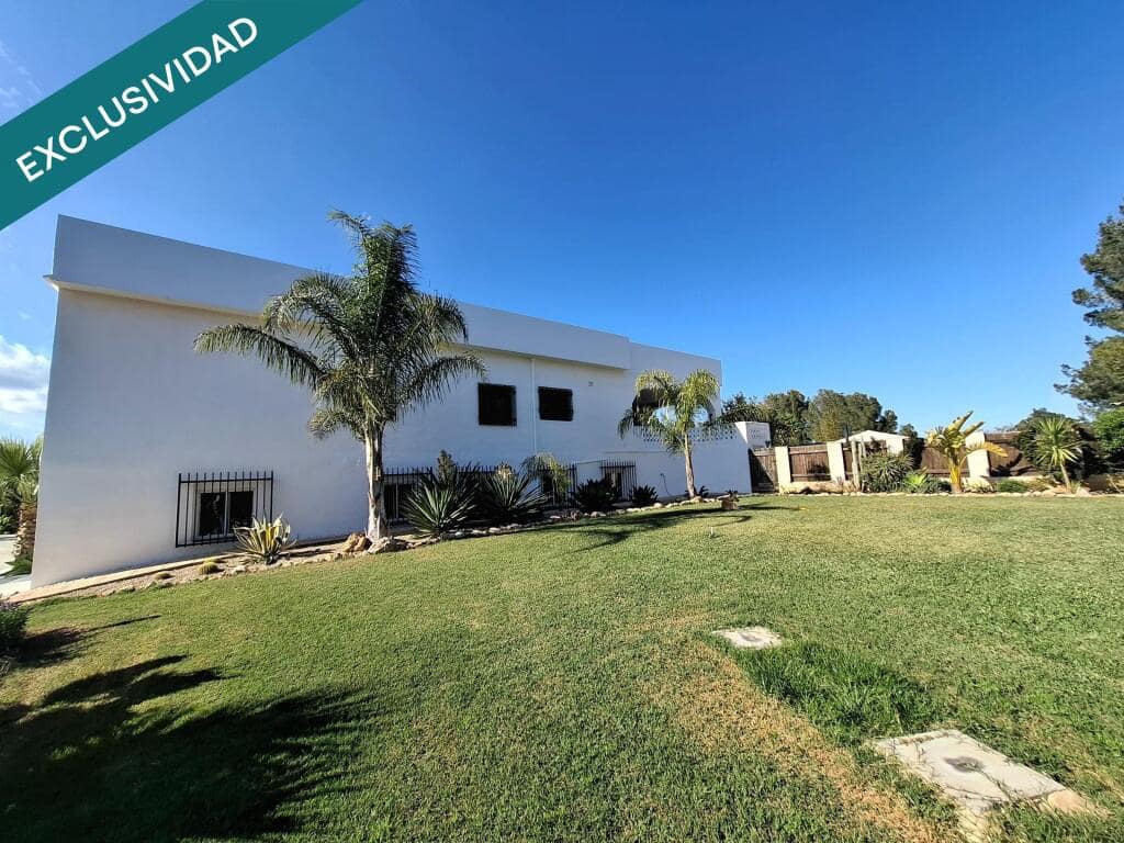 5 soverom Villa til salgs i Guadassuar med svømmebasseng - € 750 000 (Ref: 9173585)