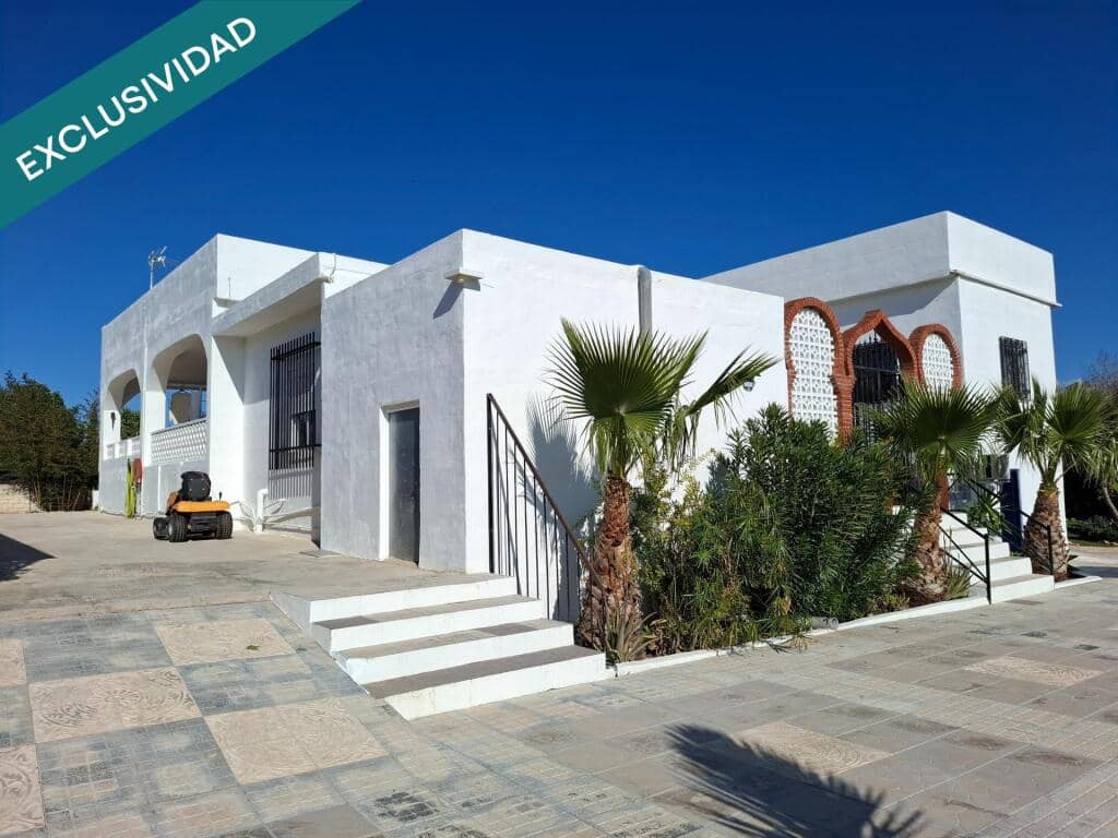 5 soverom Villa til salgs i Guadassuar med svømmebasseng - € 750 000 (Ref: 9173585)