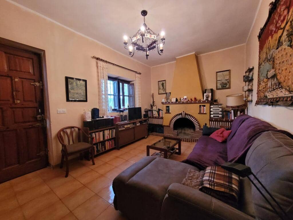 Grunde uden byggetilladelser til salg i Ontinyent - € 740.000 (Ref: 9173588)