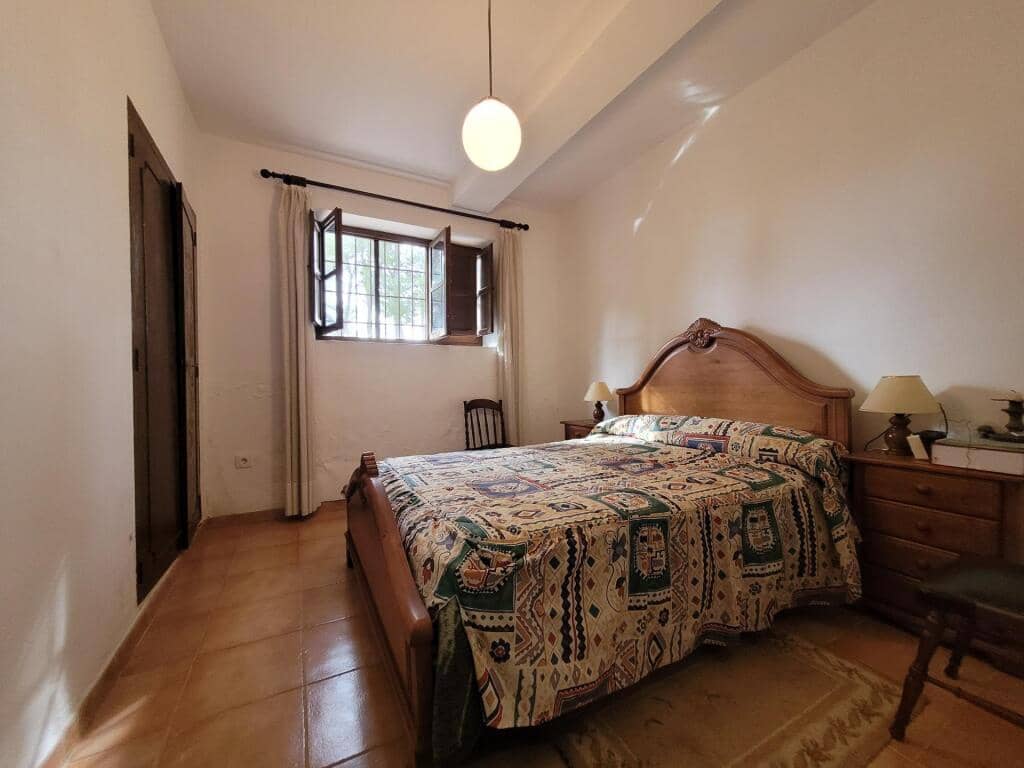 Grunde uden byggetilladelser til salg i Ontinyent - € 740.000 (Ref: 9173588)