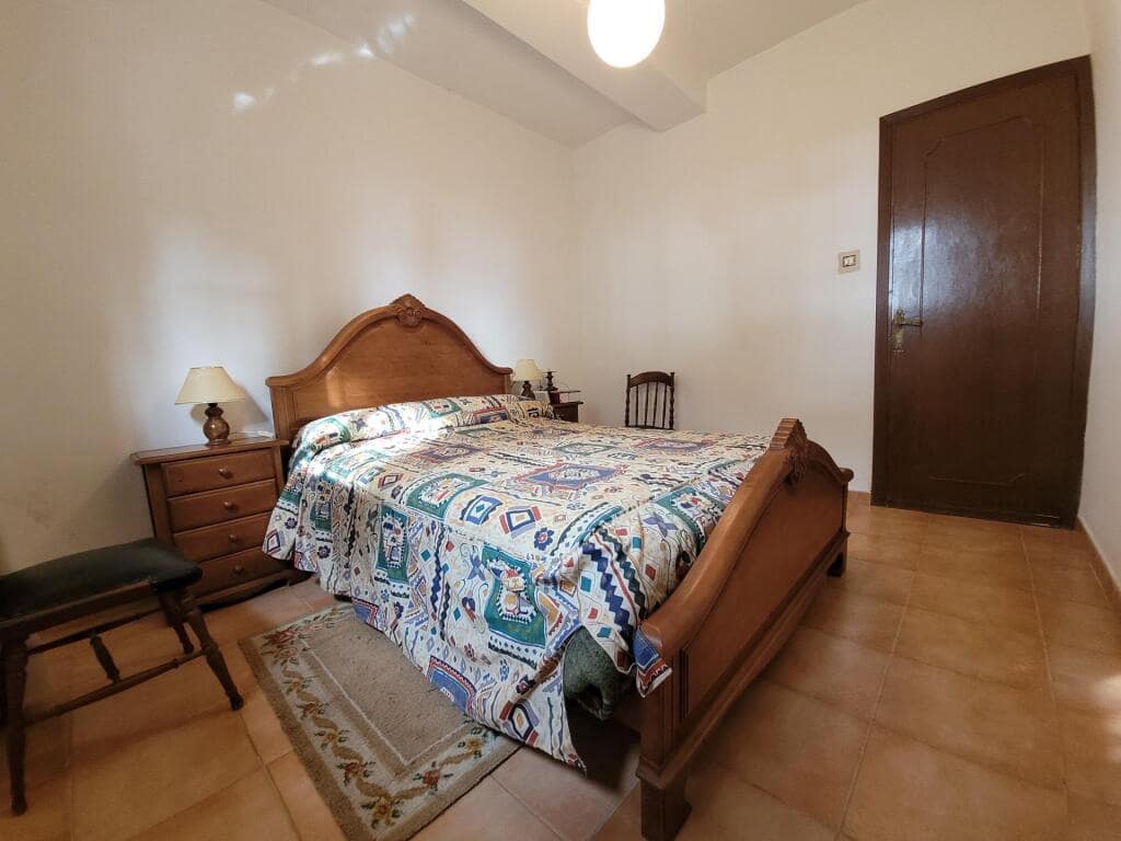 Grunde uden byggetilladelser til salg i Ontinyent - € 740.000 (Ref: 9173588)