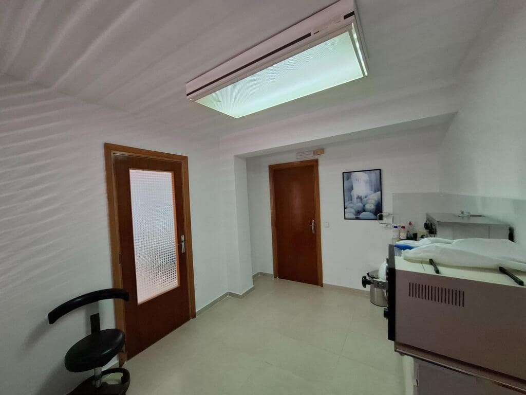 5 soveværelse Lejlighed til salg i Ontinyent - € 160.000 (Ref: 9173590)