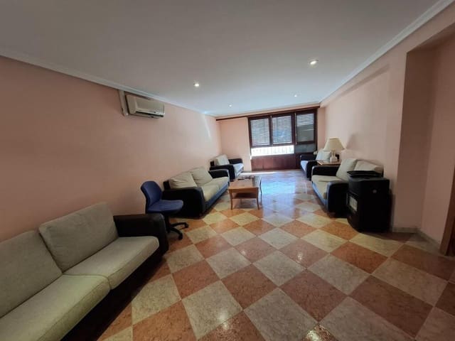 5 makuuhuone Huoneisto myytävänä paikassa Ontinyent - 160 000 € (Ref: 9173590)