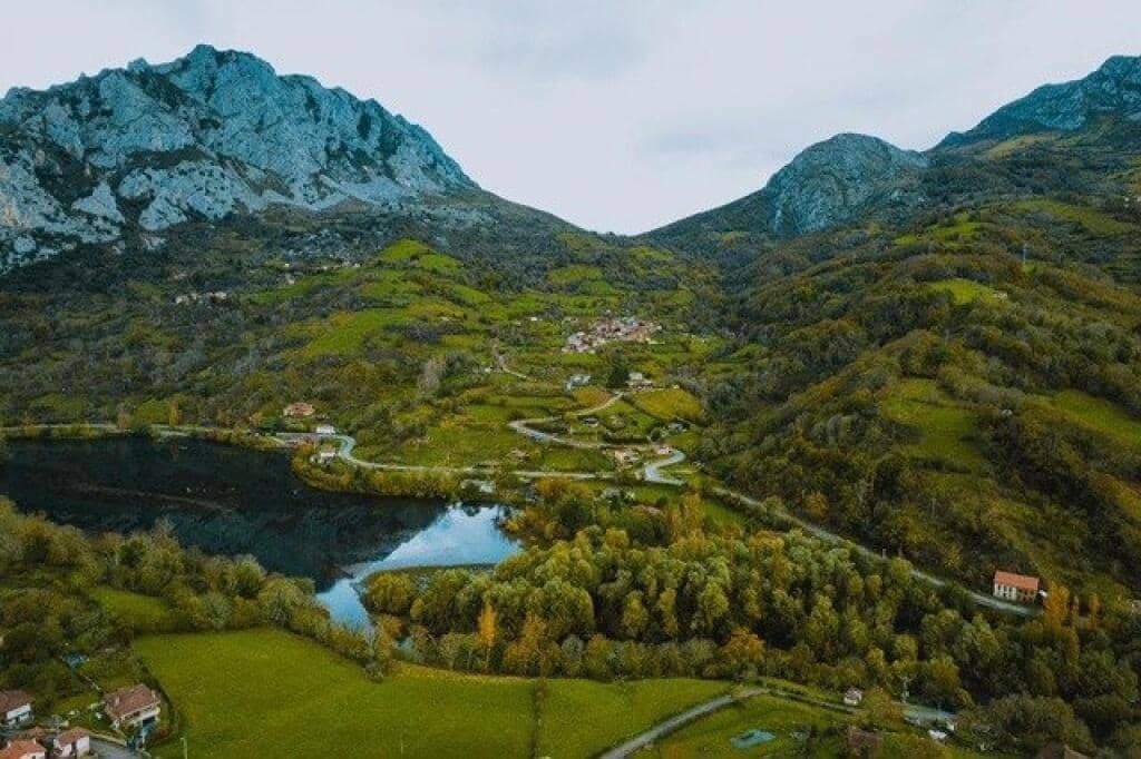 3 slaapkamer Villa te koop in Quiros - € 69.000 (Ref: 9173595)