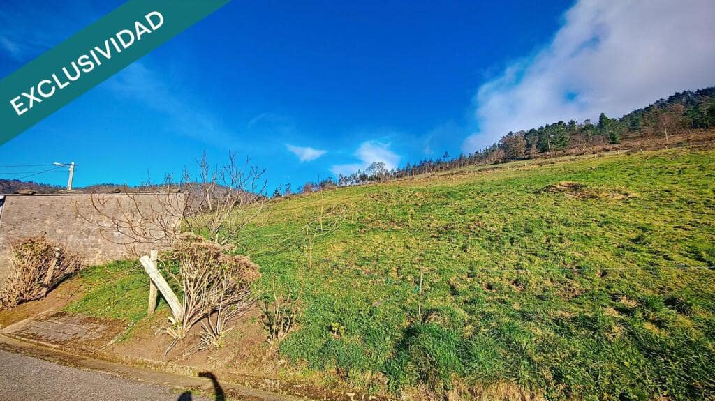 Grunde uden byggetilladelser til salg i El Franco - € 69.000 (Ref: 9173599)