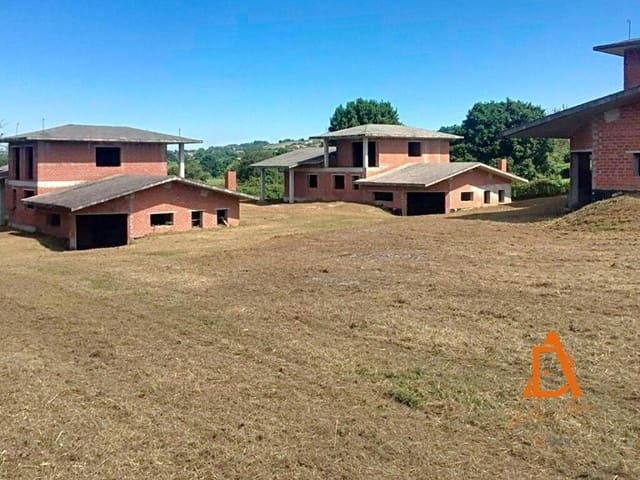 Grunde uden byggetilladelser til salg i Siero - € 175.000 (Ref: 9173603)