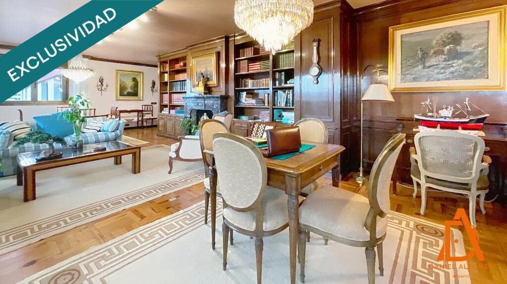 5 slaapkamer Appartement te koop in Gijon met garage - € 1.020.000 (Ref: 9173611)