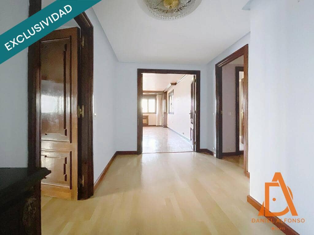 5 slaapkamer Appartement te koop in Gijon met garage - € 1.020.000 (Ref: 9173611)