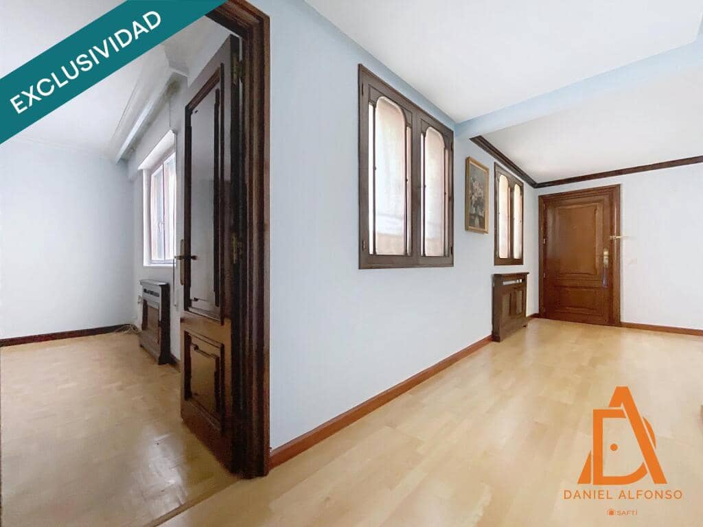 5 slaapkamer Appartement te koop in Gijon met garage - € 1.020.000 (Ref: 9173611)