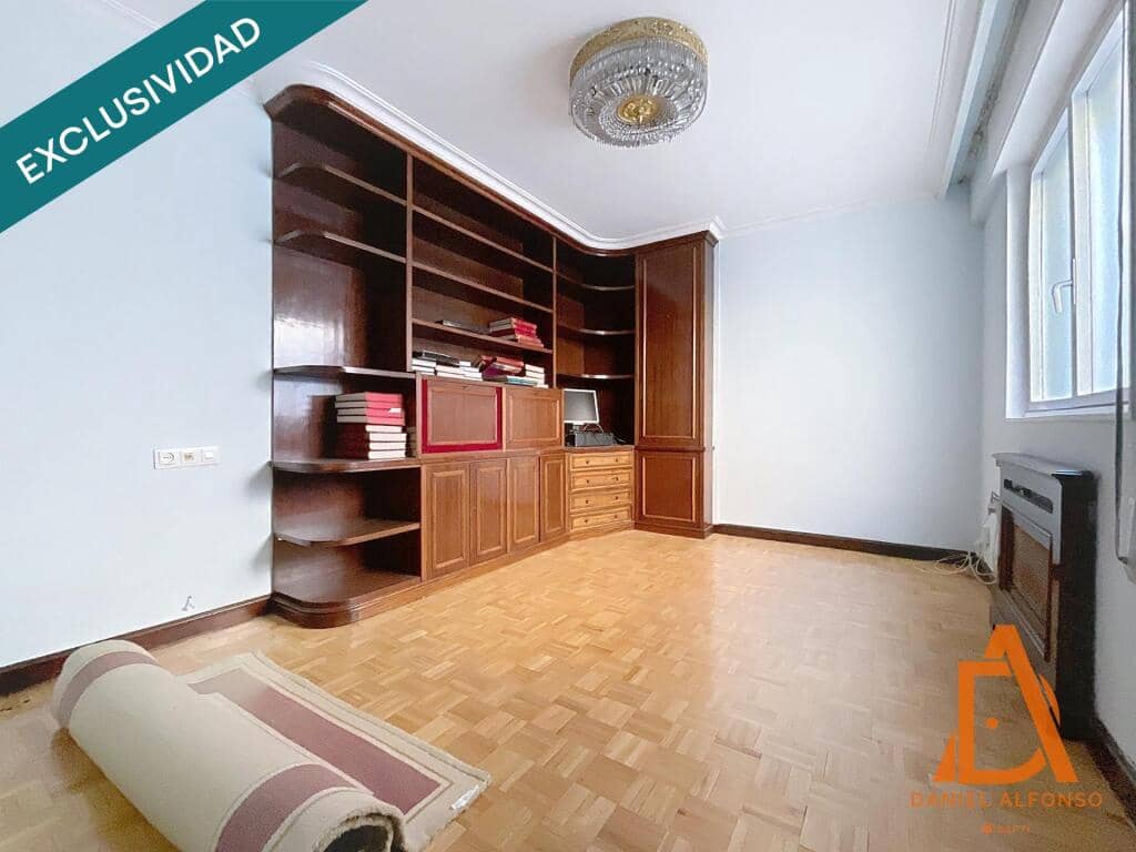 5 slaapkamer Appartement te koop in Gijon met garage - € 1.020.000 (Ref: 9173611)