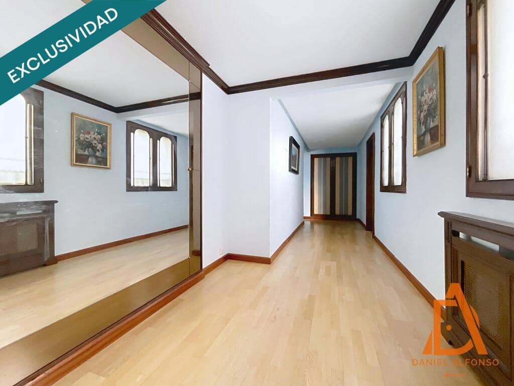 5 slaapkamer Appartement te koop in Gijon met garage - € 1.020.000 (Ref: 9173611)