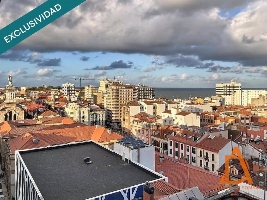 5 slaapkamer Appartement te koop in Gijon met garage - € 1.020.000 (Ref: 9173611)