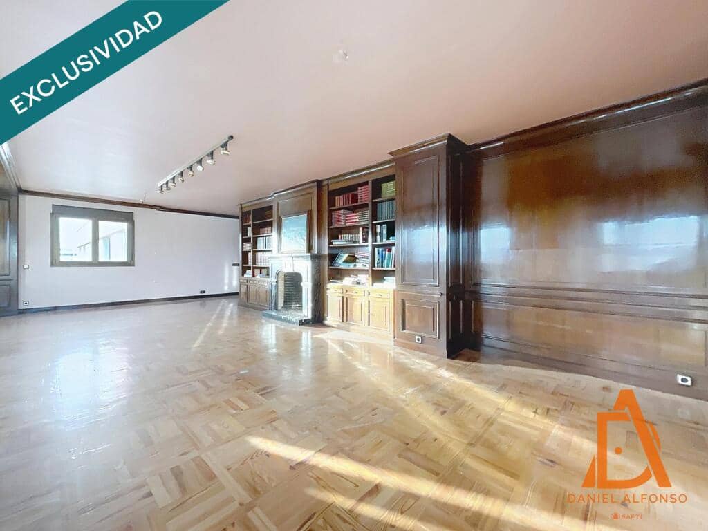 5 slaapkamer Appartement te koop in Gijon met garage - € 1.020.000 (Ref: 9173611)