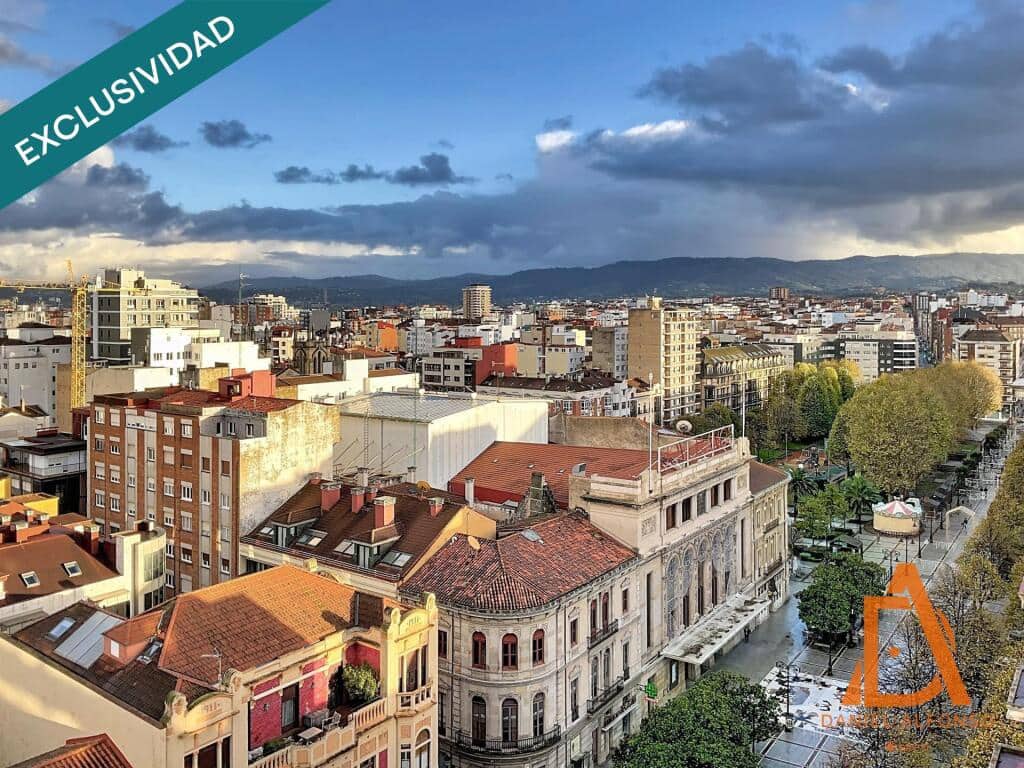 5 slaapkamer Appartement te koop in Gijon met garage - € 1.020.000 (Ref: 9173611)