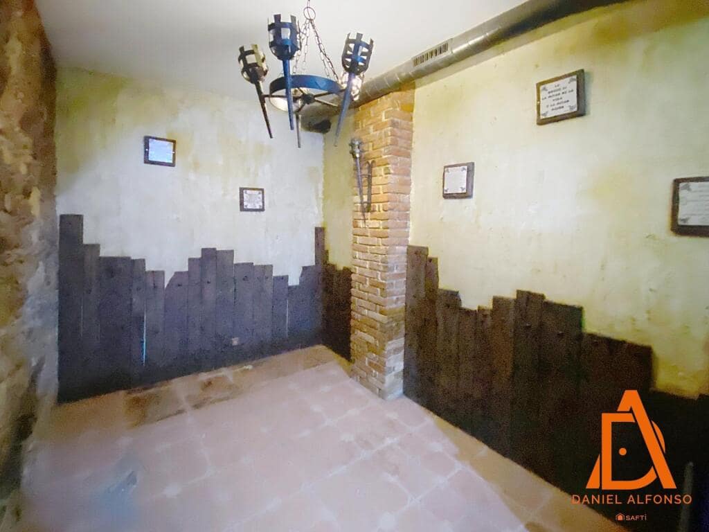 Kommersiell till salu i Grado - 164 346 € (Ref: 9173612)