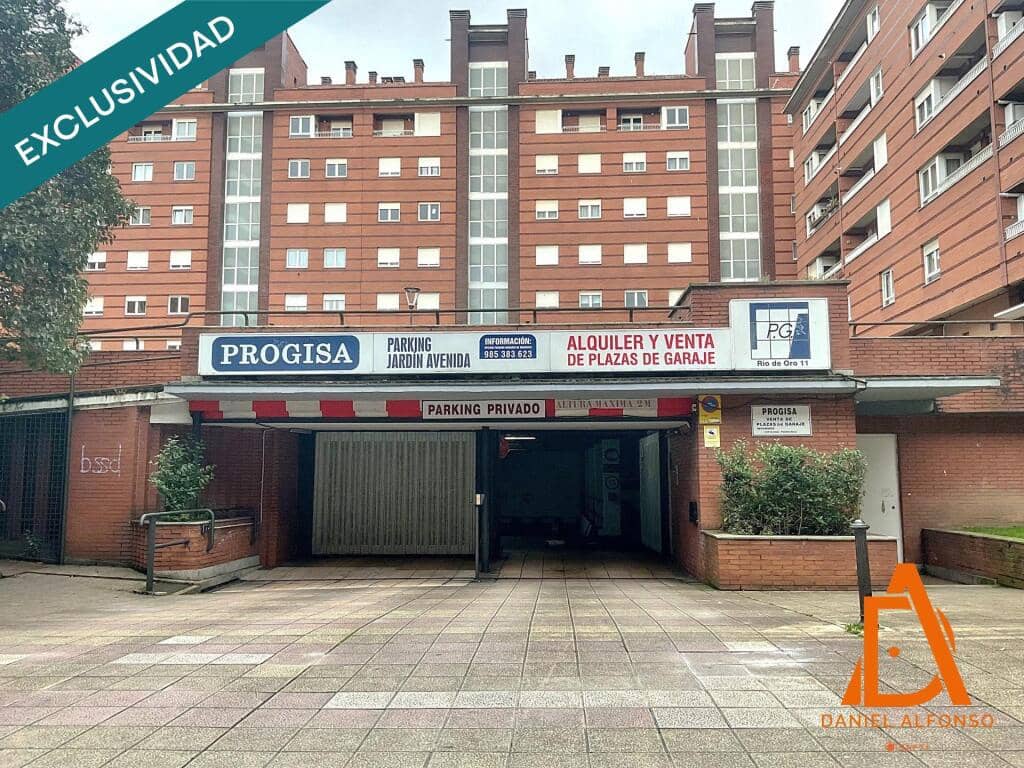Garaje en Gijón en venta - 45.000 € (Ref: 9173615)