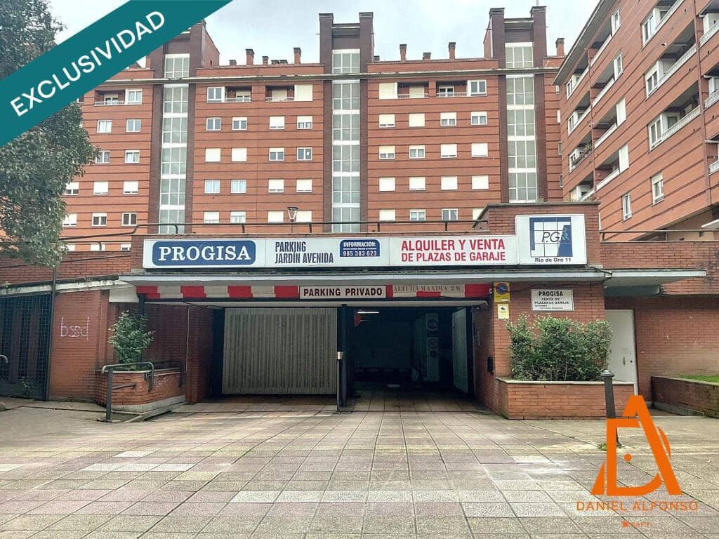 Garaje en Gijón en venta - 45.000 € (Ref: 9173615)
