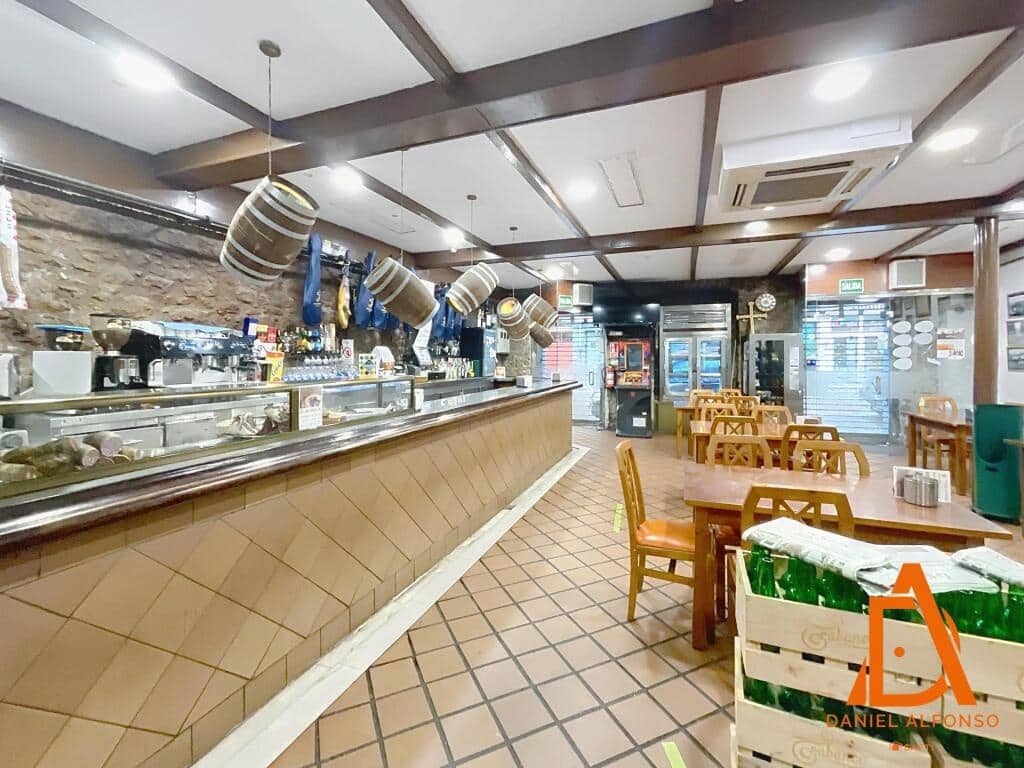 Erhverv til salg i Aviles - € 1.421.000 (Ref: 9173620)