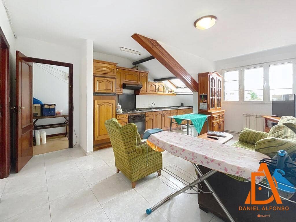 Erhverv til salg i Aviles - € 1.421.000 (Ref: 9173620)